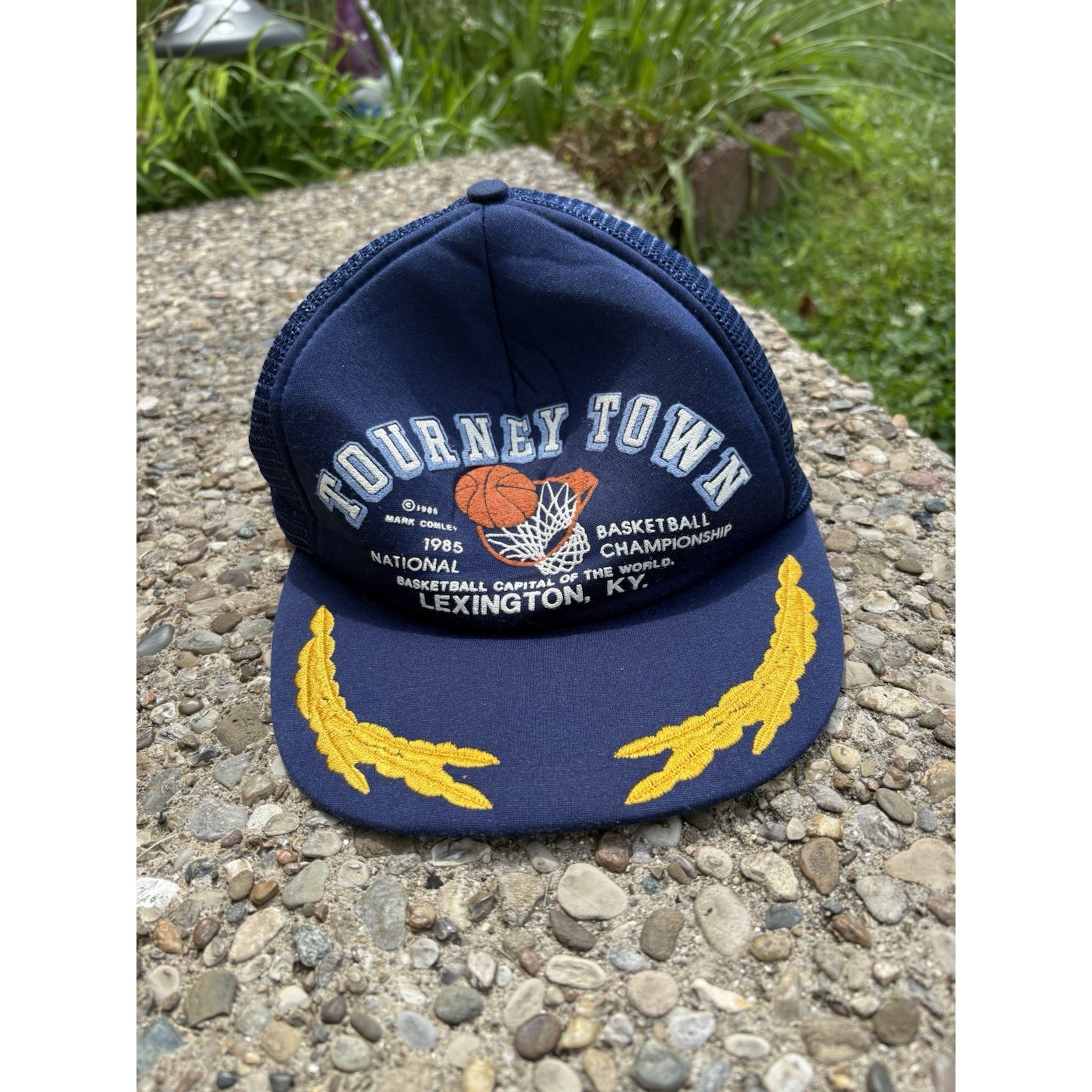 Vintage 1985 Ncaa Basketball Tournament Trucker Snapback Hat Cap Gold Leaf